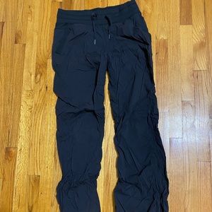 Lululemon Studio Dance 10